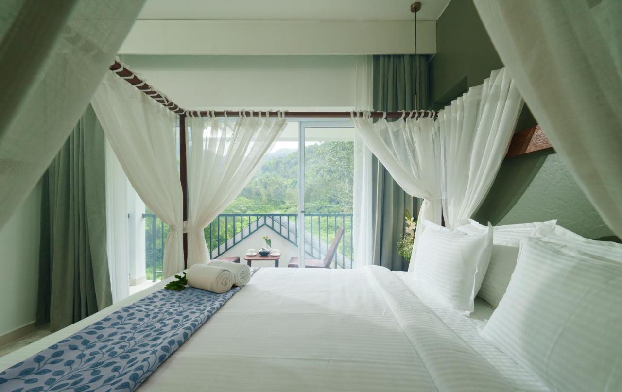 Eden Woods Resorts And Spa Munnar Exteriör bild