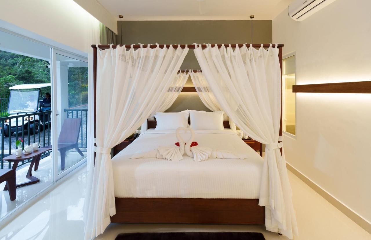 Eden Woods Resorts And Spa Munnar Exteriör bild